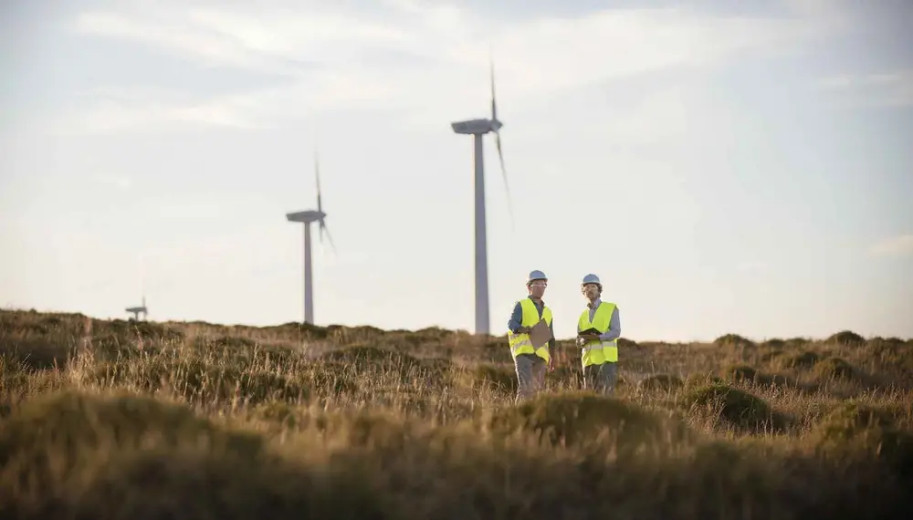 How A Wind Turbine Career Can Develop Into Renewable Project Management